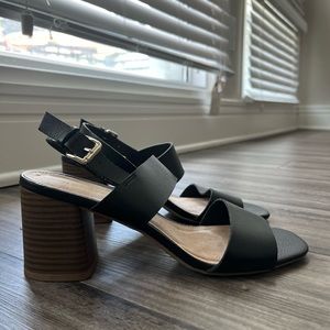 Old navy heels size 8